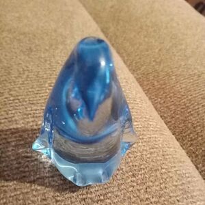Art Glass Penguin Figurine Paperweight Commemorative Fine Arts Gallery 3.25"